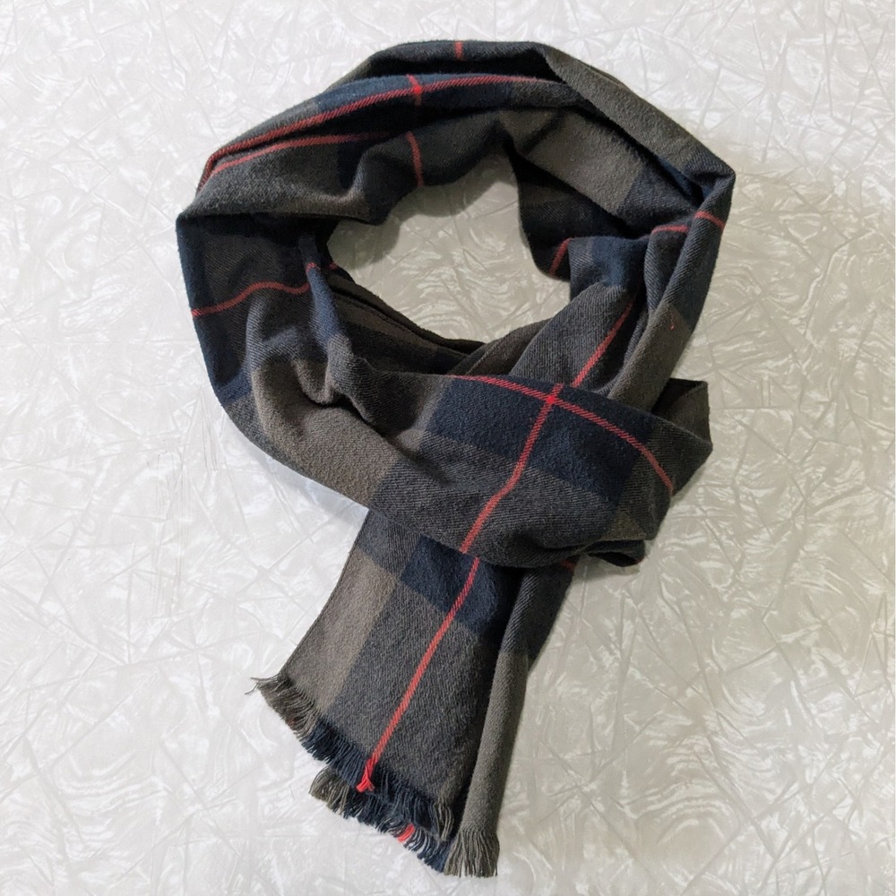 Gap Tartan Plaid Lightweight Flannel Scarf Olive Navy Red